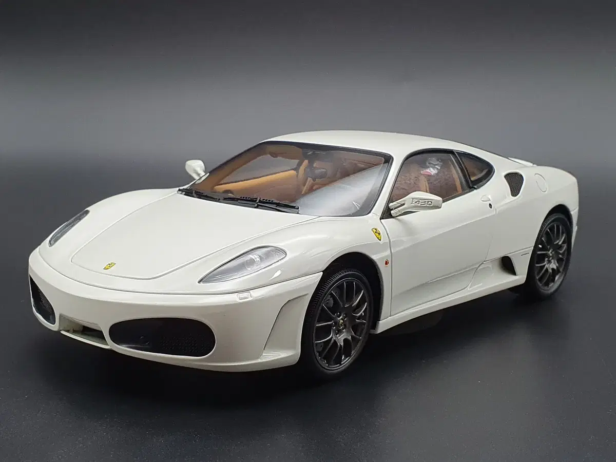 BBR 1/18 페라리 Ferrari F430 (신동품)