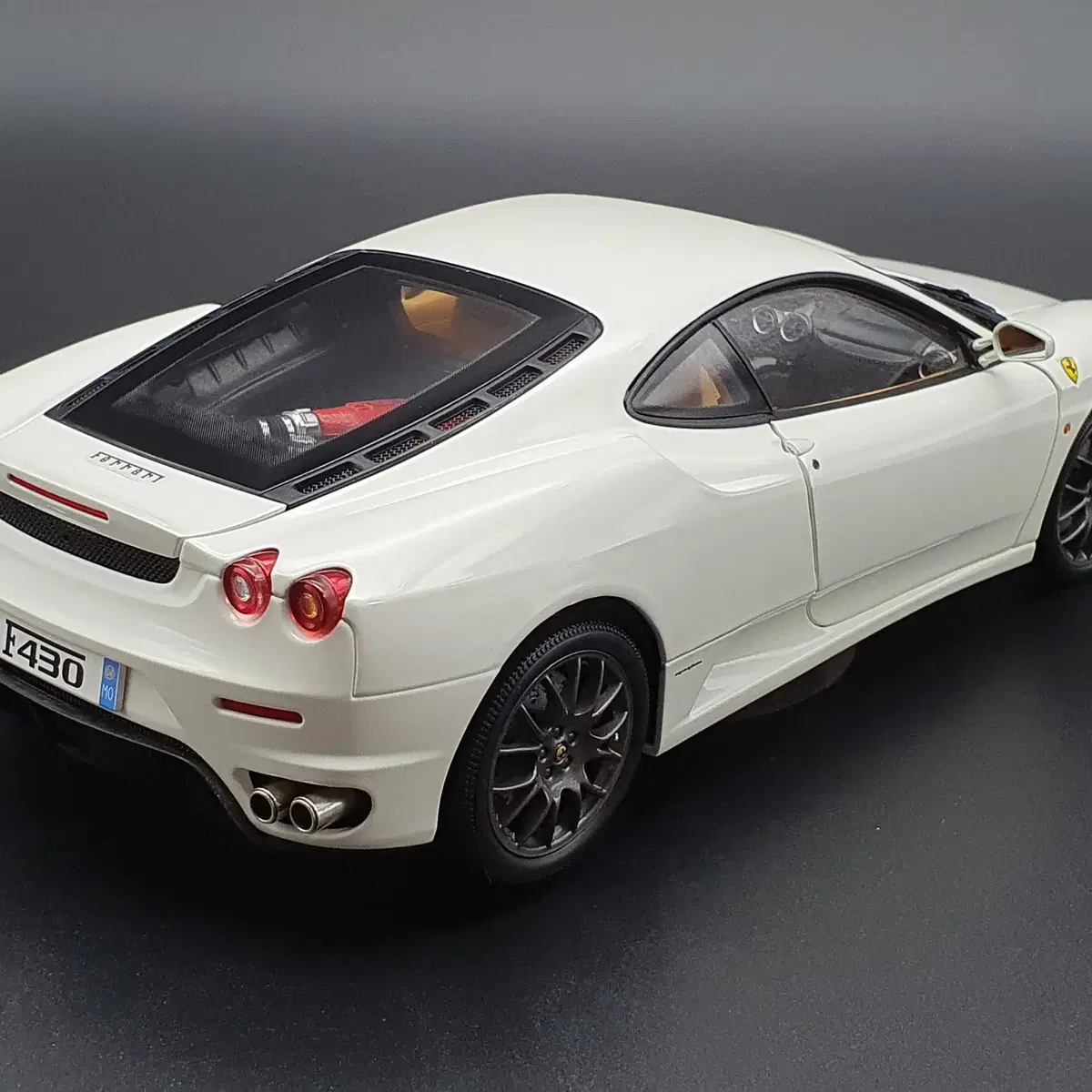 BBR 1/18 페라리 Ferrari F430 (신동품)