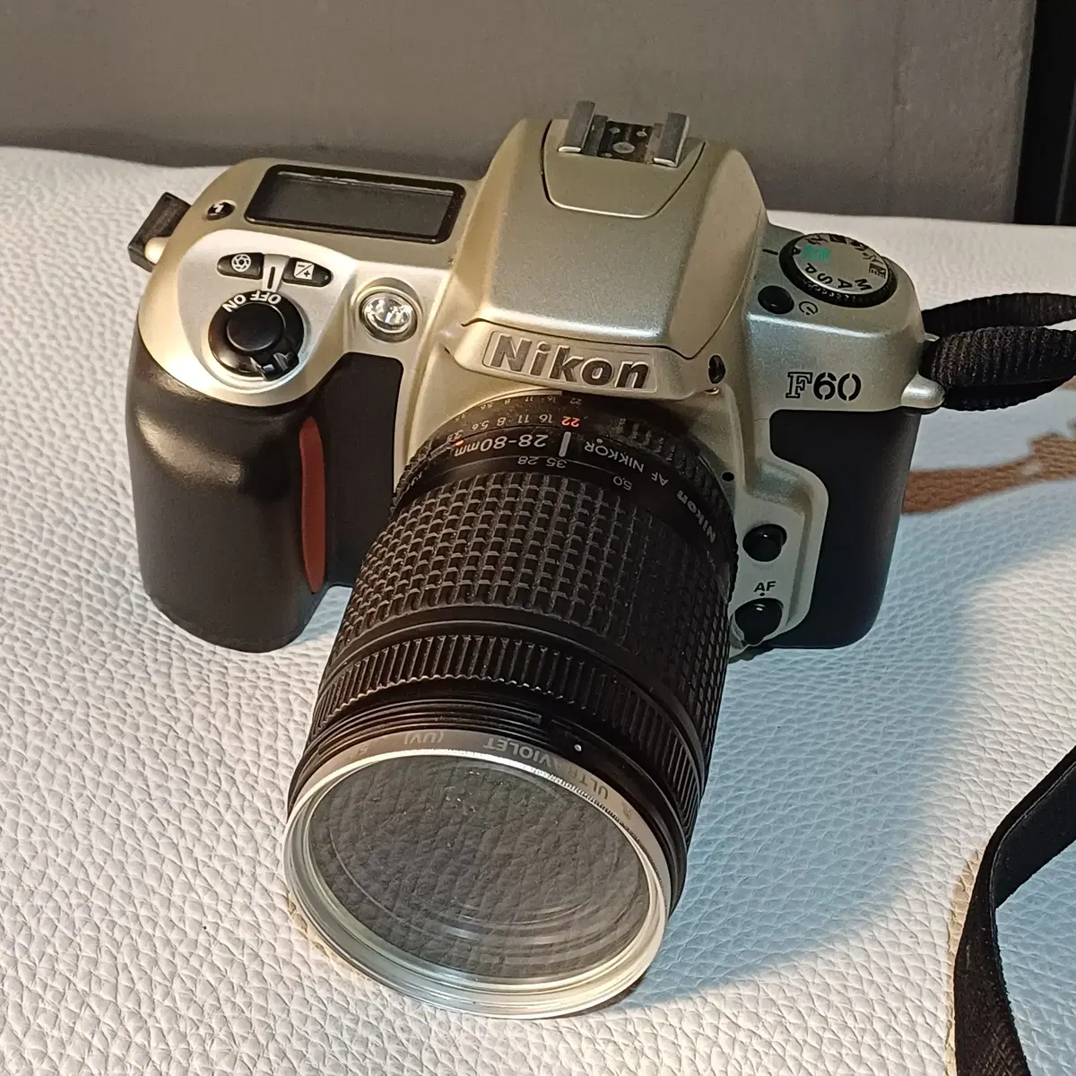 니콘 F60 필름 SLR 카메라