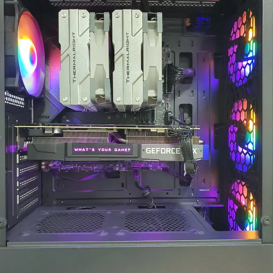 인텔 i7 13700 + RTX 3070  컴퓨터 본체