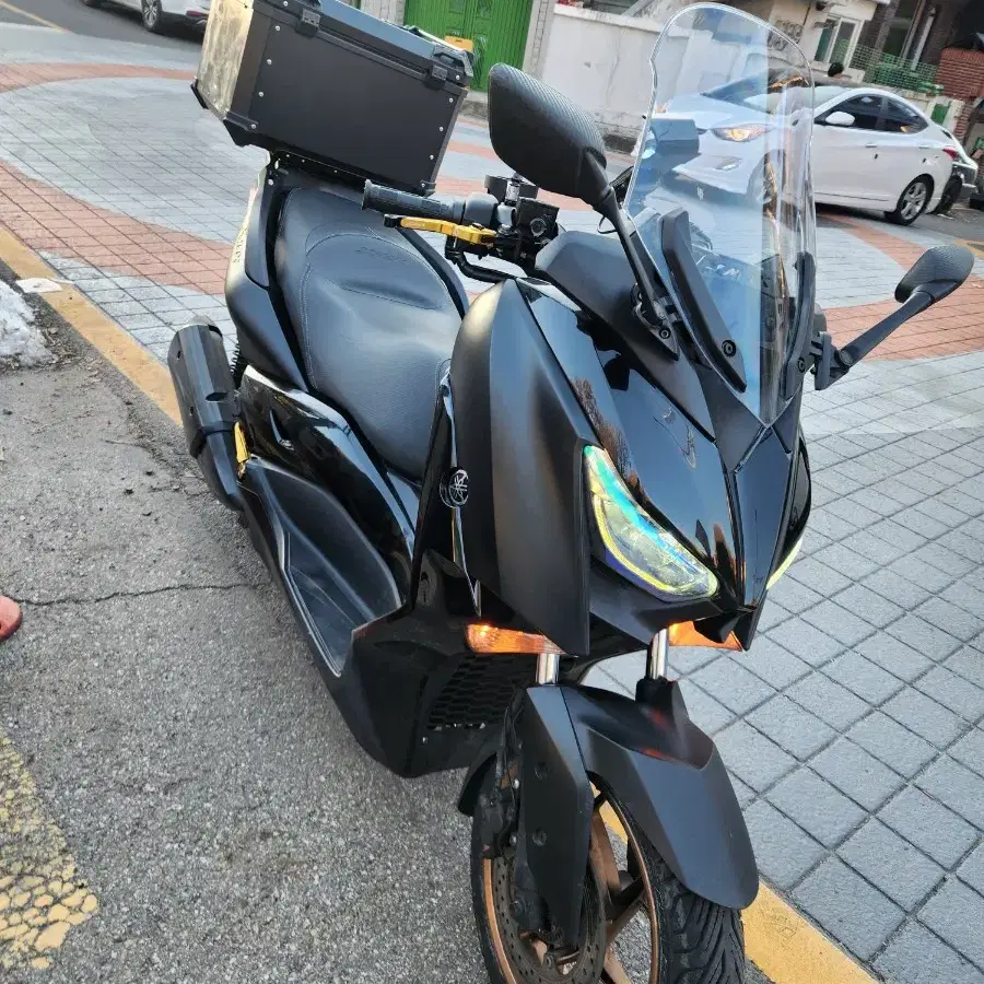 XMAX300 38000KM 팝니다.