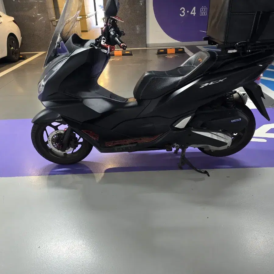 부산  21년식 pcx125