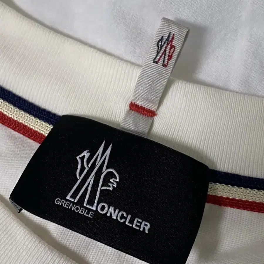 Moncler; 몽클레어 반팔 티셔츠 L