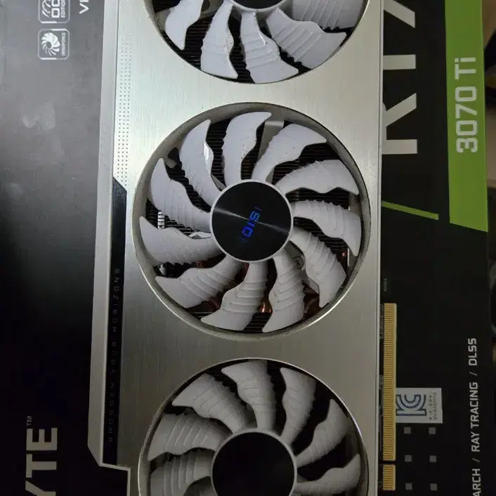 3070ti 그래픽카드 팝니다.