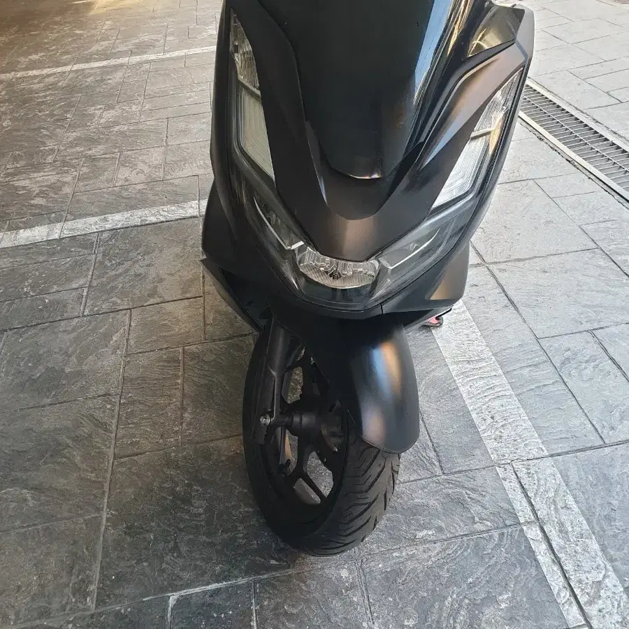 PCX22년식220팝니다