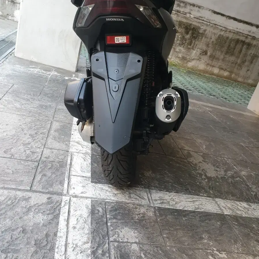 PCX22년식220팝니다