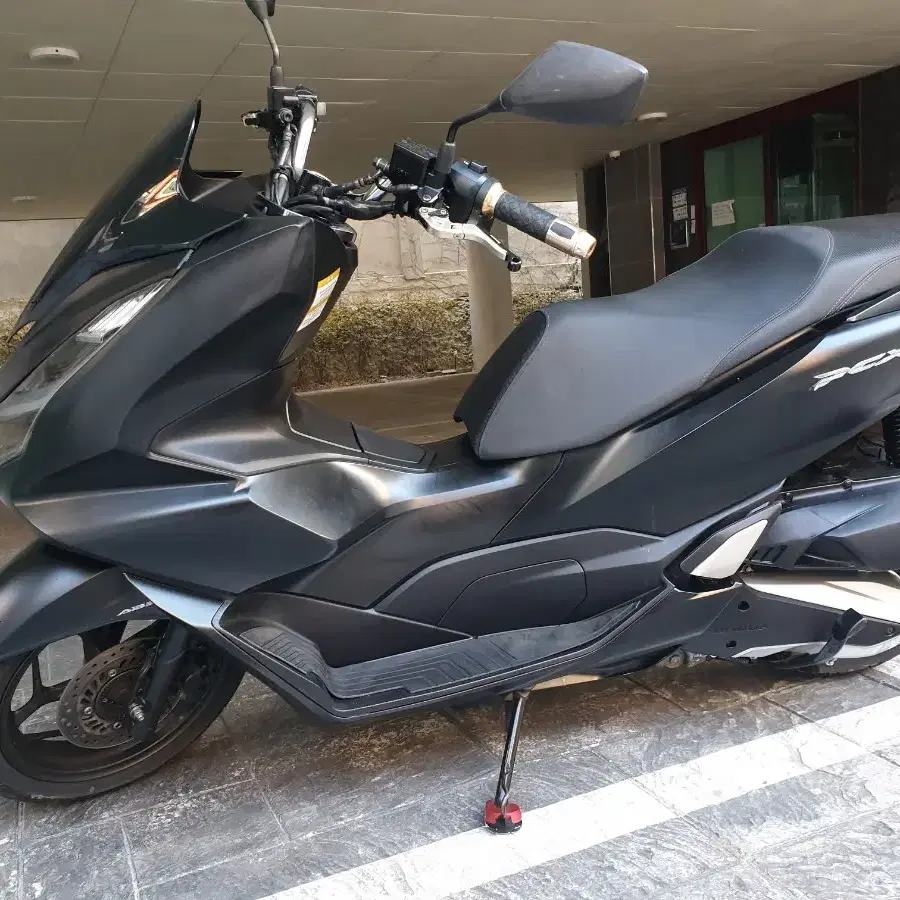 PCX22년식220팝니다