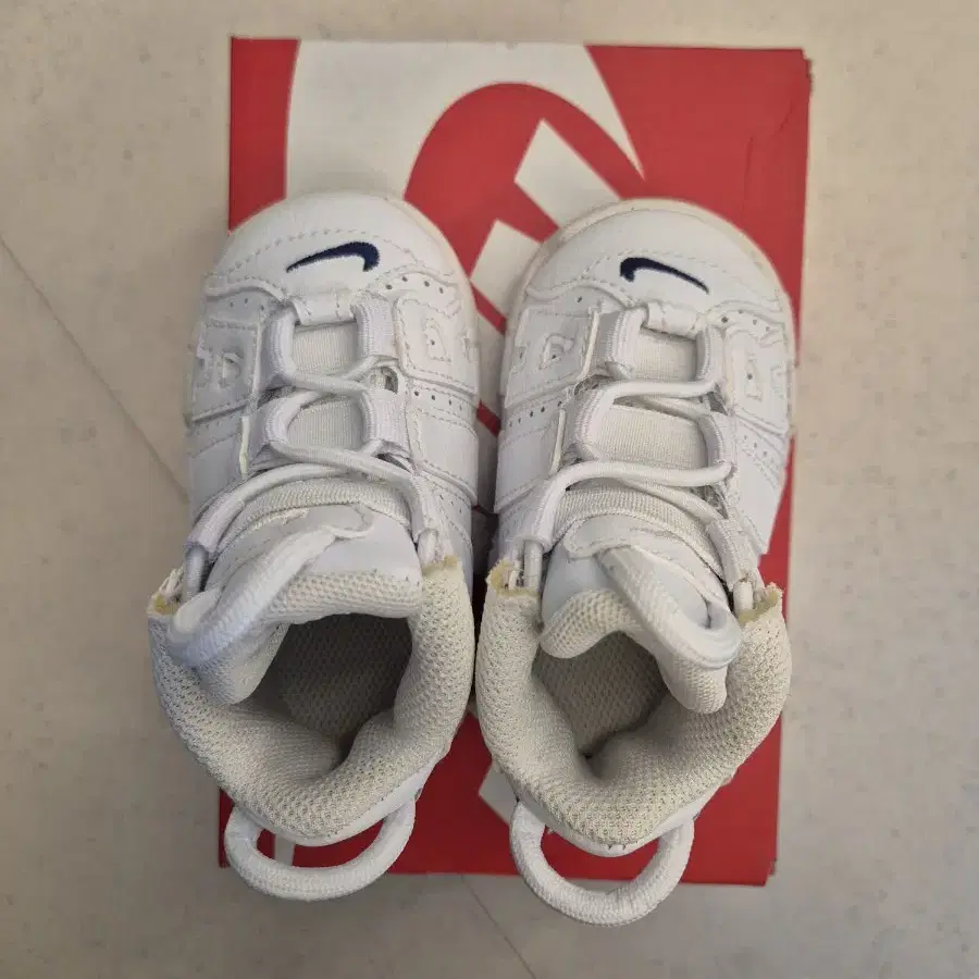 nike air more uptempo 아기신발 새상품