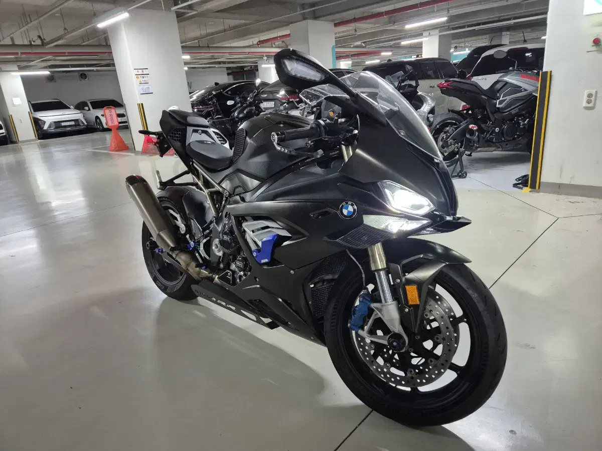 bmw s1000rr m팩