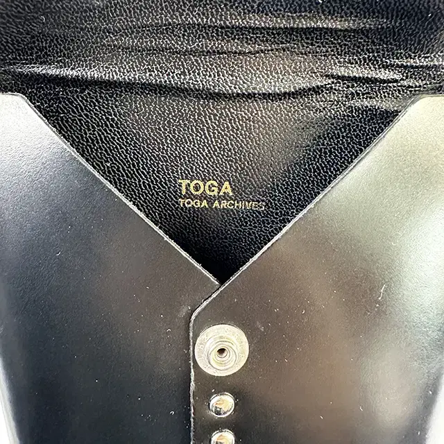 TOGA 23SS LEATHER SHOULDER 토가 숄더 파우치 숄더백