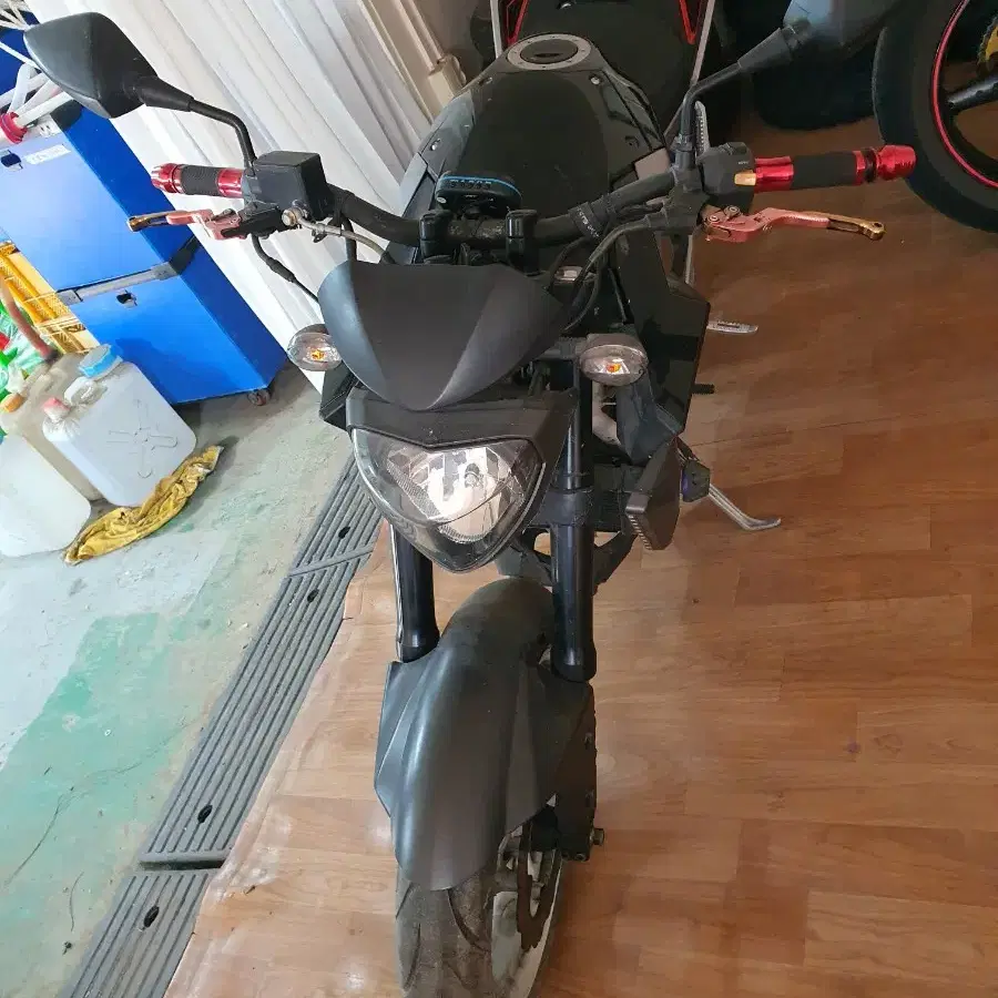 EXIV250오토바이 250cc 2014년식