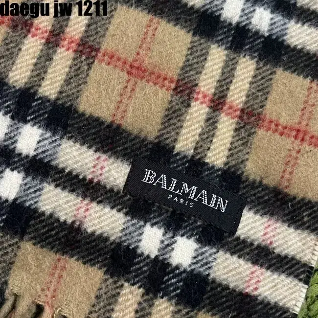 BALMAIN MUFFLER 발망 목도리