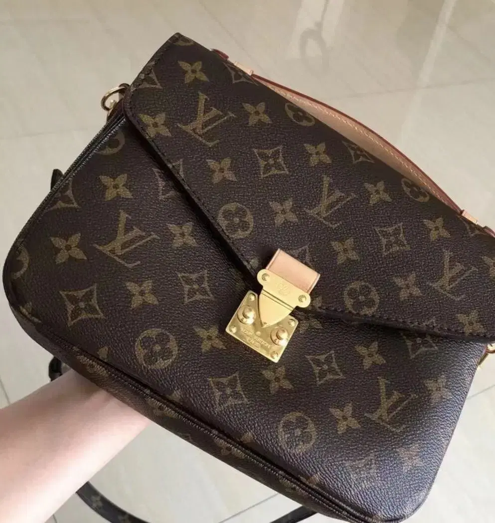 루이비통 Louis Vuitton 숄더백