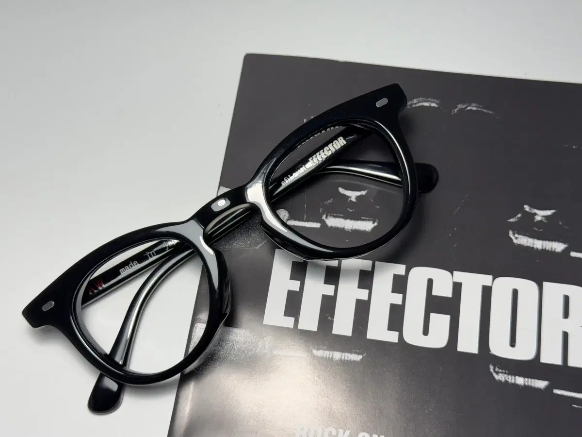 이펙터 EFFECTOR 앤디워홀 일본 볼드 뿔테 안경 0022