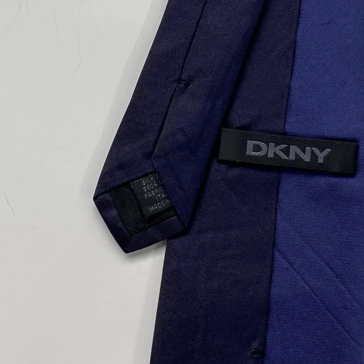 DKNY 명품 정품 넥타이