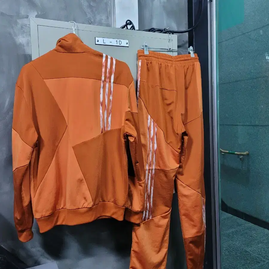 adidas 아디다스 x 다니엘카타리 트레이닝 세트 M사이즈