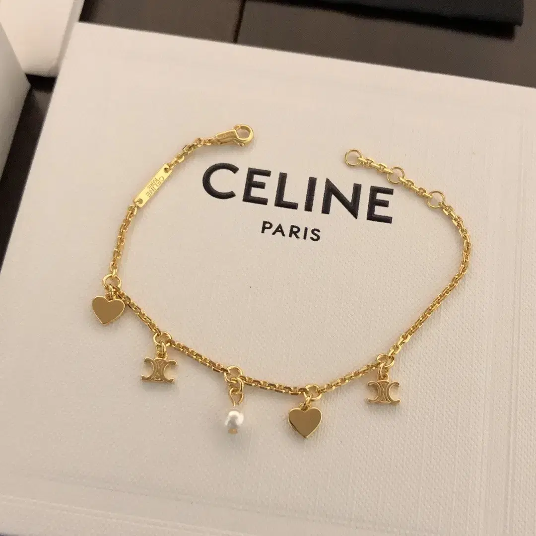 셀린느 Celine 귀걸이