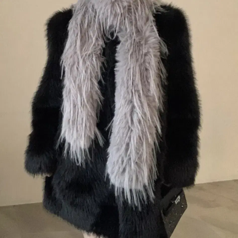 Faux fur 머플러 새거