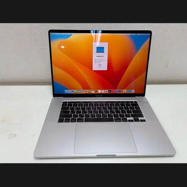 2019 맥북프로 16인치  i9 램16G SSD 1TB, A급 상태 매