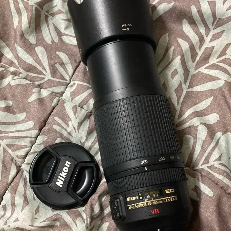 니콘 AF-S 70-300mm 4.5-5.6 VR Zoom 망원렌즈