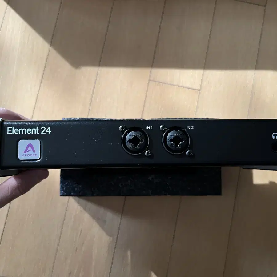 Apogee element 24 + 썬더볼트 케이블 + 컨트롤러 [풀박스