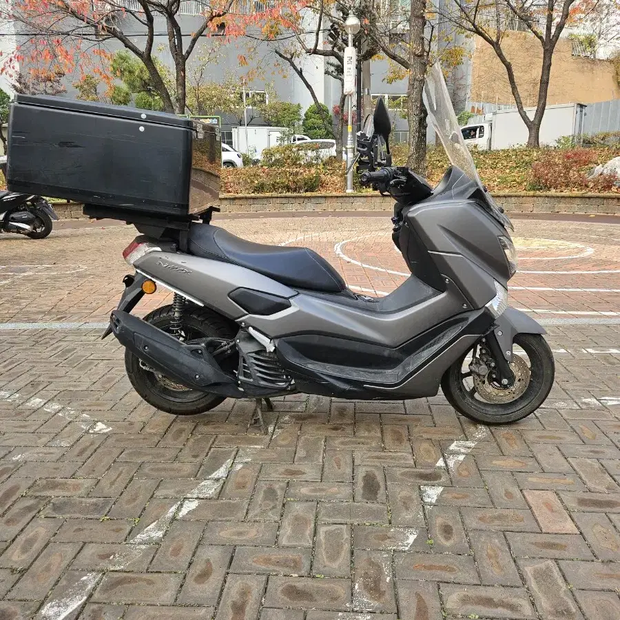 nmax125 ( 깔끔한 차량 판매합니다!)