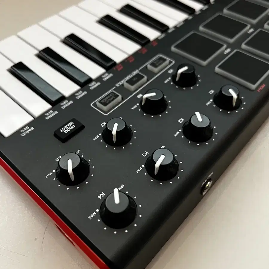 AKAI MPK mini mk2 판매합니다