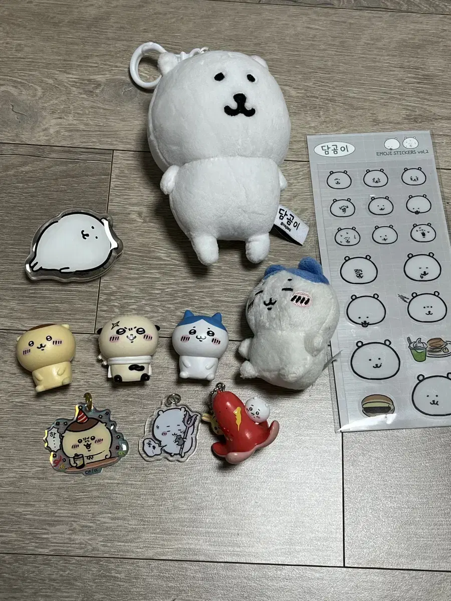 농담곰 먼작귀 치이카와 하치와레 쿠리만쥬 인형 키링 스티커