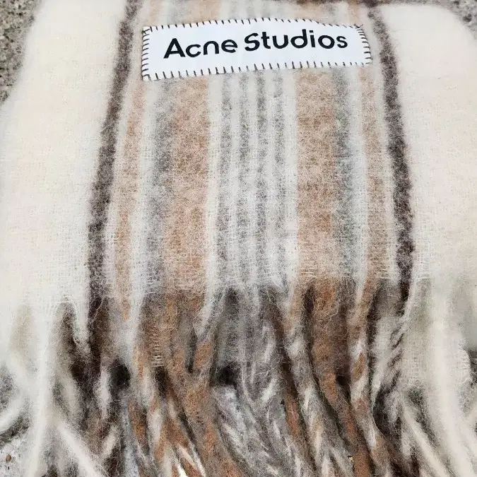 아크네 스튜디오 Acne Studio 머플러