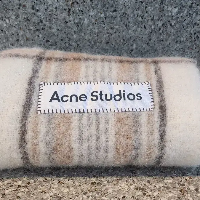 아크네 스튜디오 Acne Studio 머플러