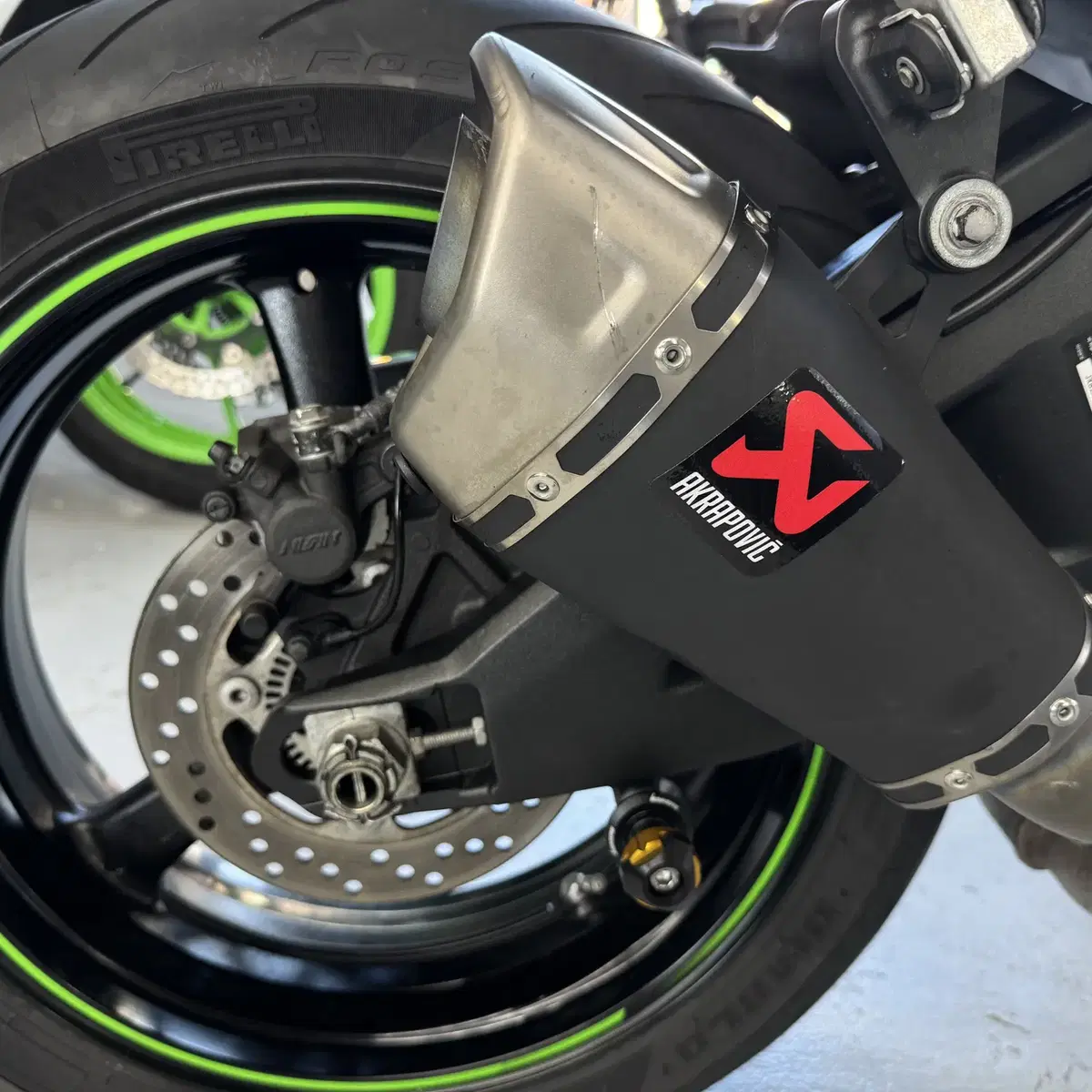 22년식 가와사키 ZX-10R (10,273km) 아크라슬립온,블박 등