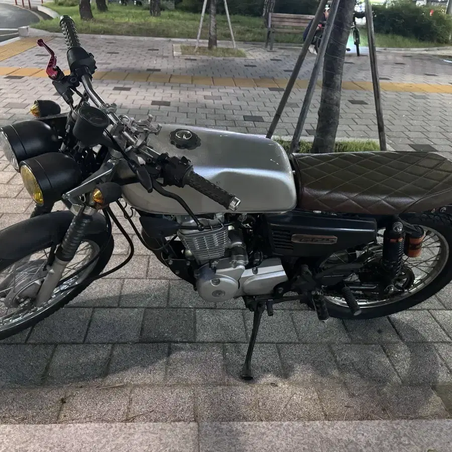 CG 125 커스텀