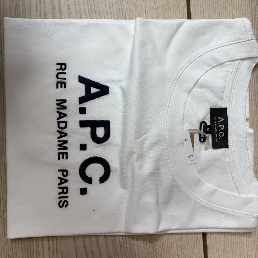 A.P.C(아페쎄) RUE MADAME 반팔 티셔츠