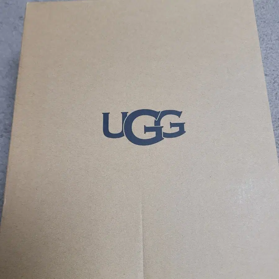 UGG(240mm)클래식울트라미니-CHE