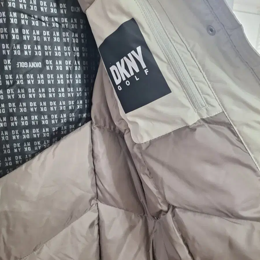 DKNY golf 구스다운 패딩S