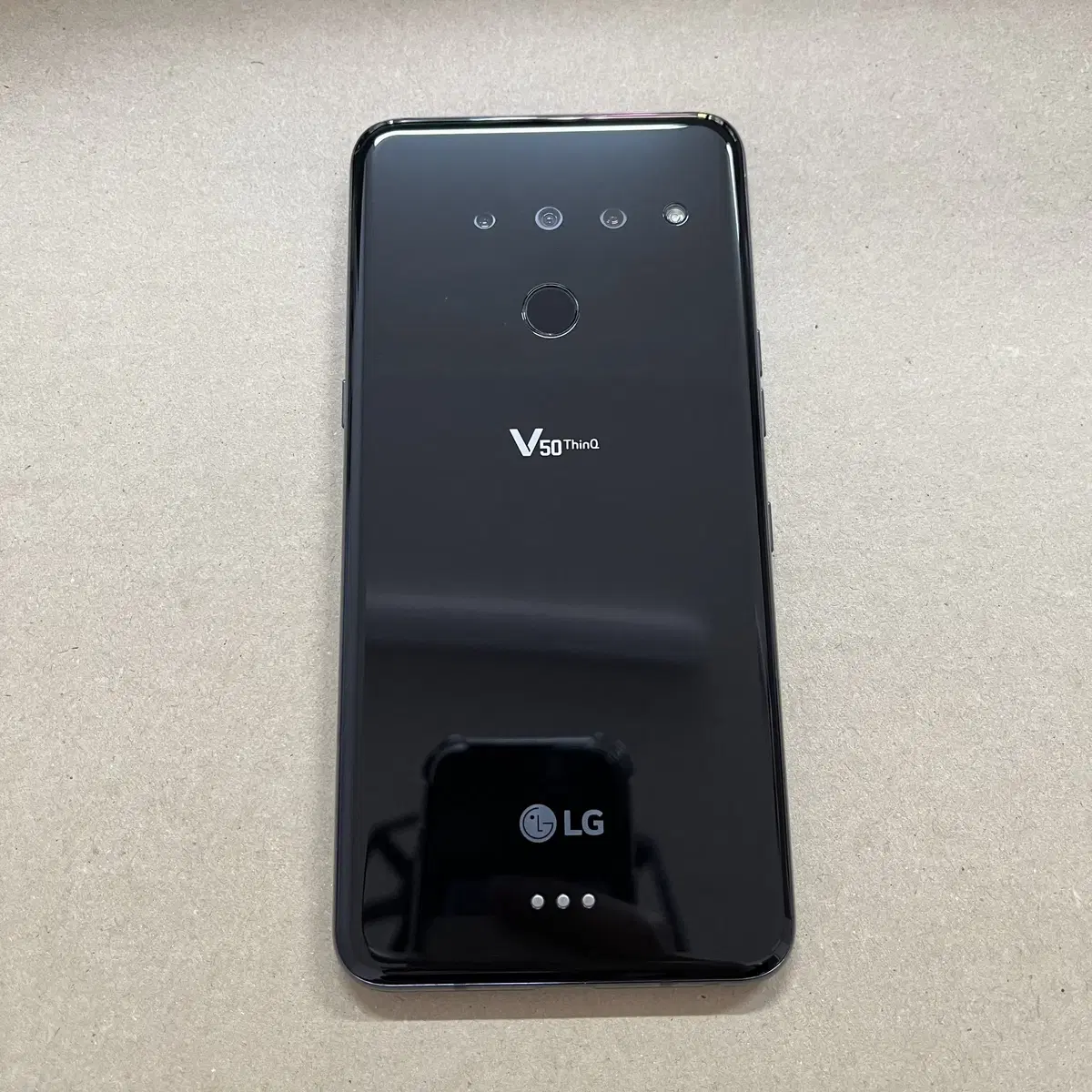 LG V50 128GB KT A급 판매합니다