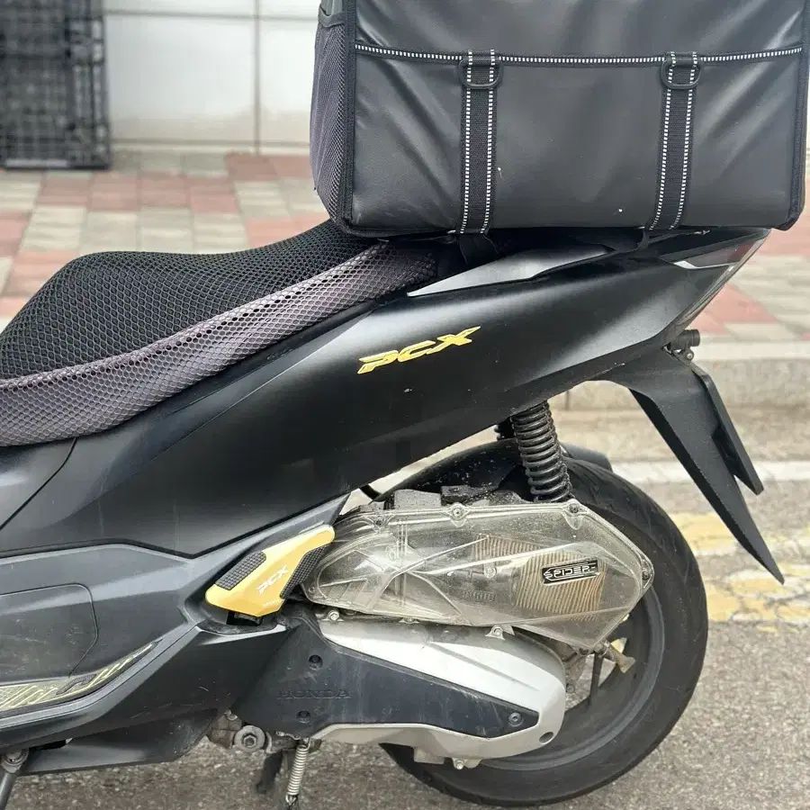 PCX125 21년식