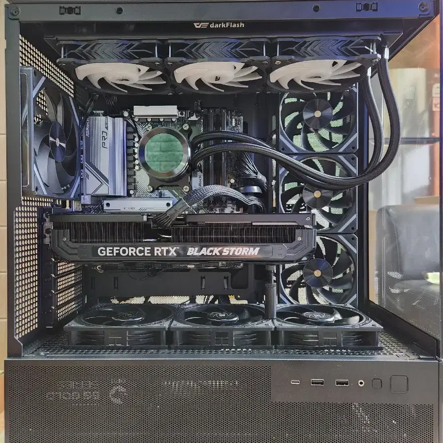 블랙간지 게이밍 컴퓨터 9800X3D RTX4080SUPER PC