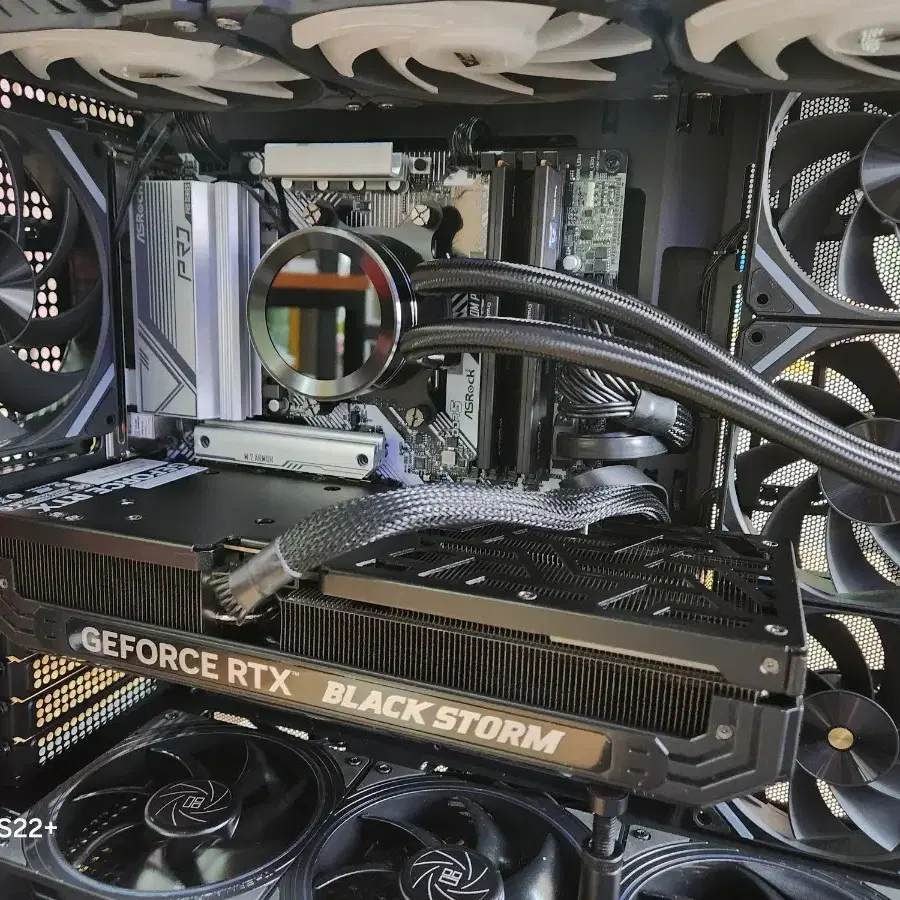 블랙간지 게이밍 컴퓨터 9800X3D RTX4080SUPER PC