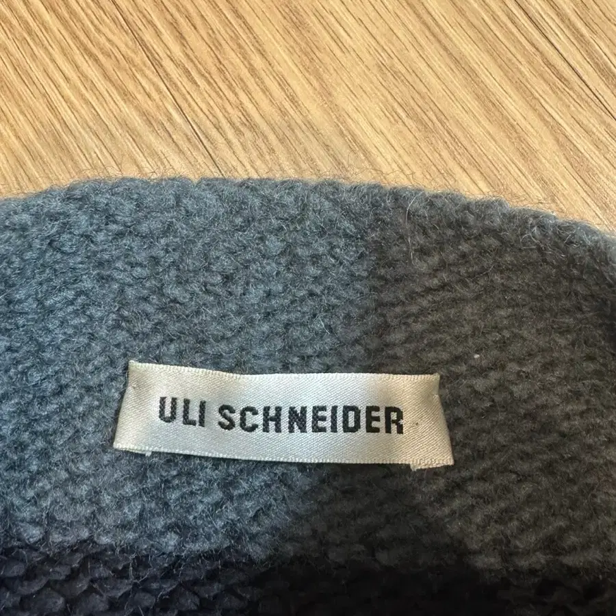 uli schneider 율리스나이더 니트