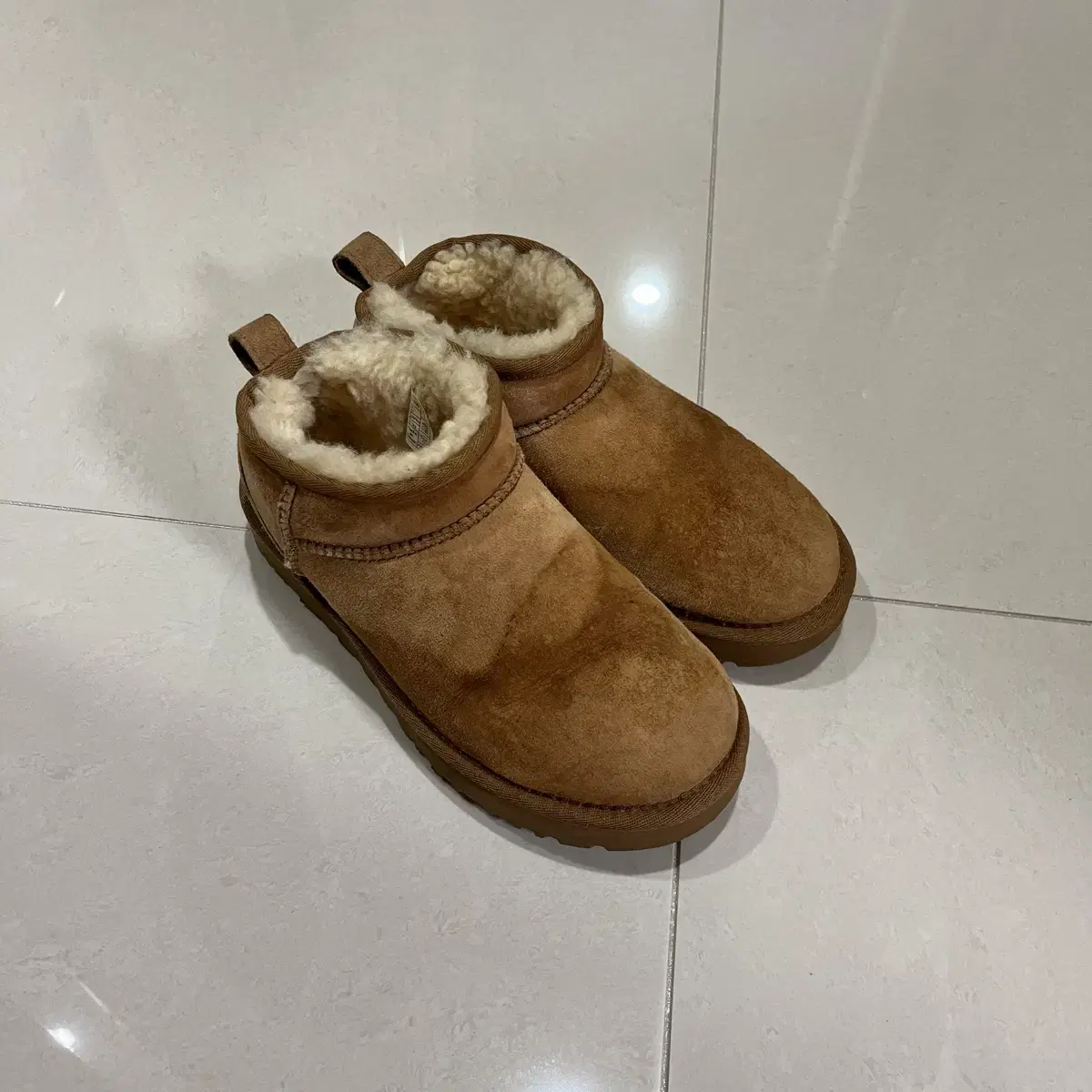 미국 어그 UGG 울트라 미니 부츠 체스트넛