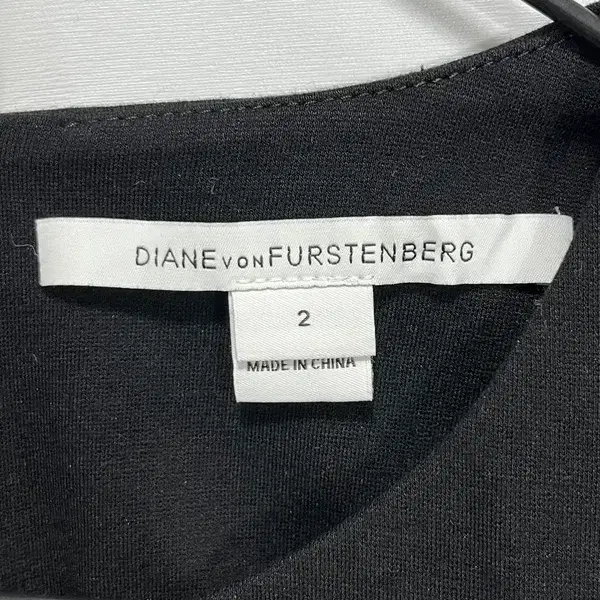 DIANE VON FURSTENBERG (DVF) 원피스 2