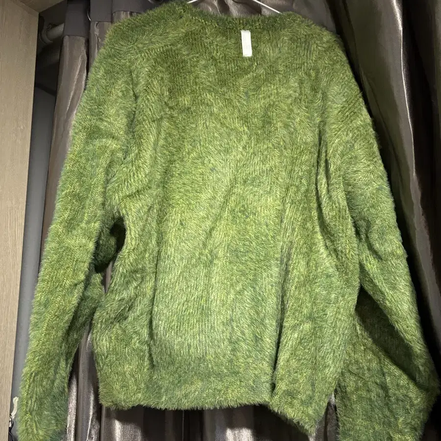 Nomanual green knit