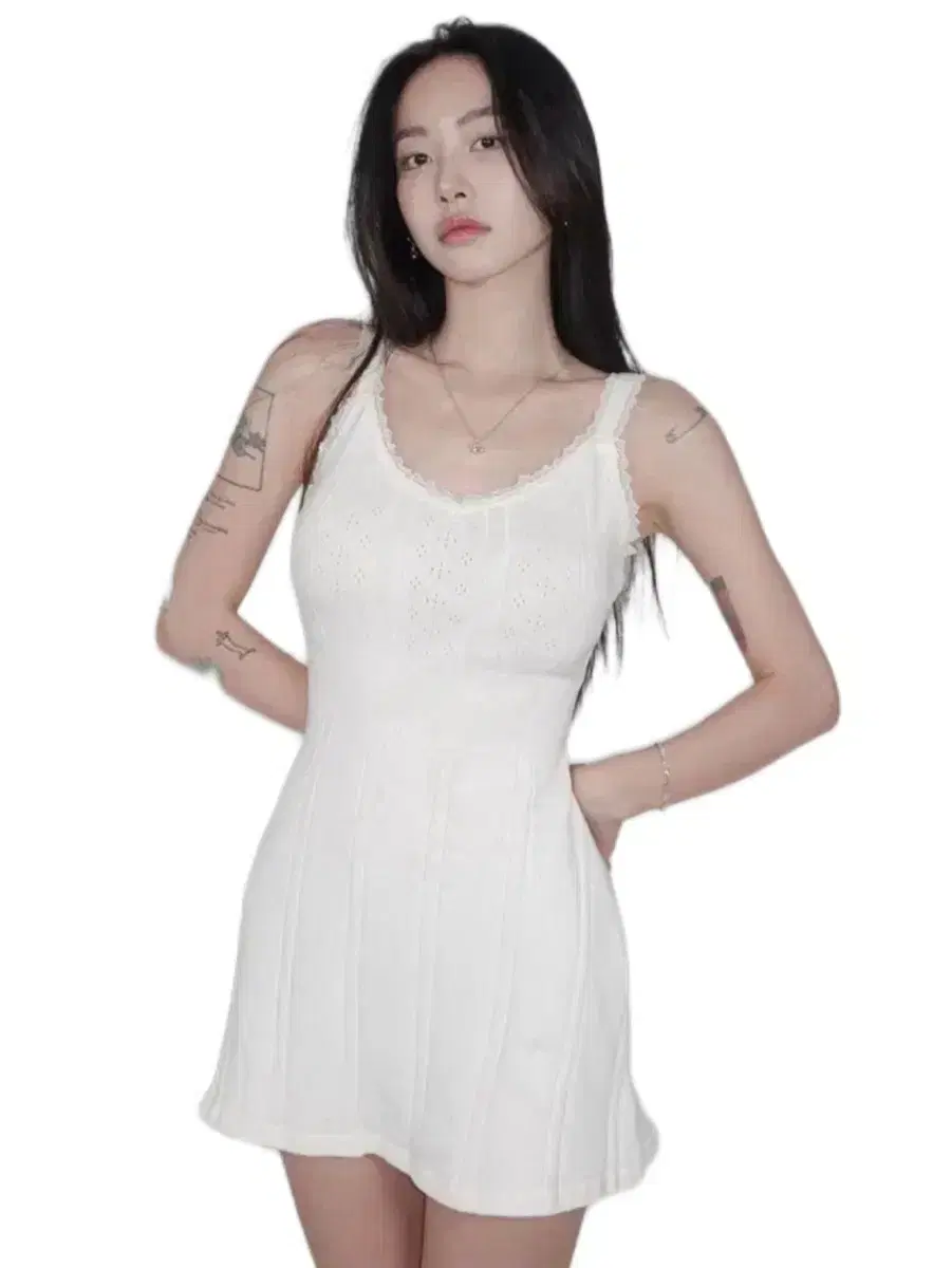 페일제이드 펀칭 니트 원피스 Punching Knit mini Dress