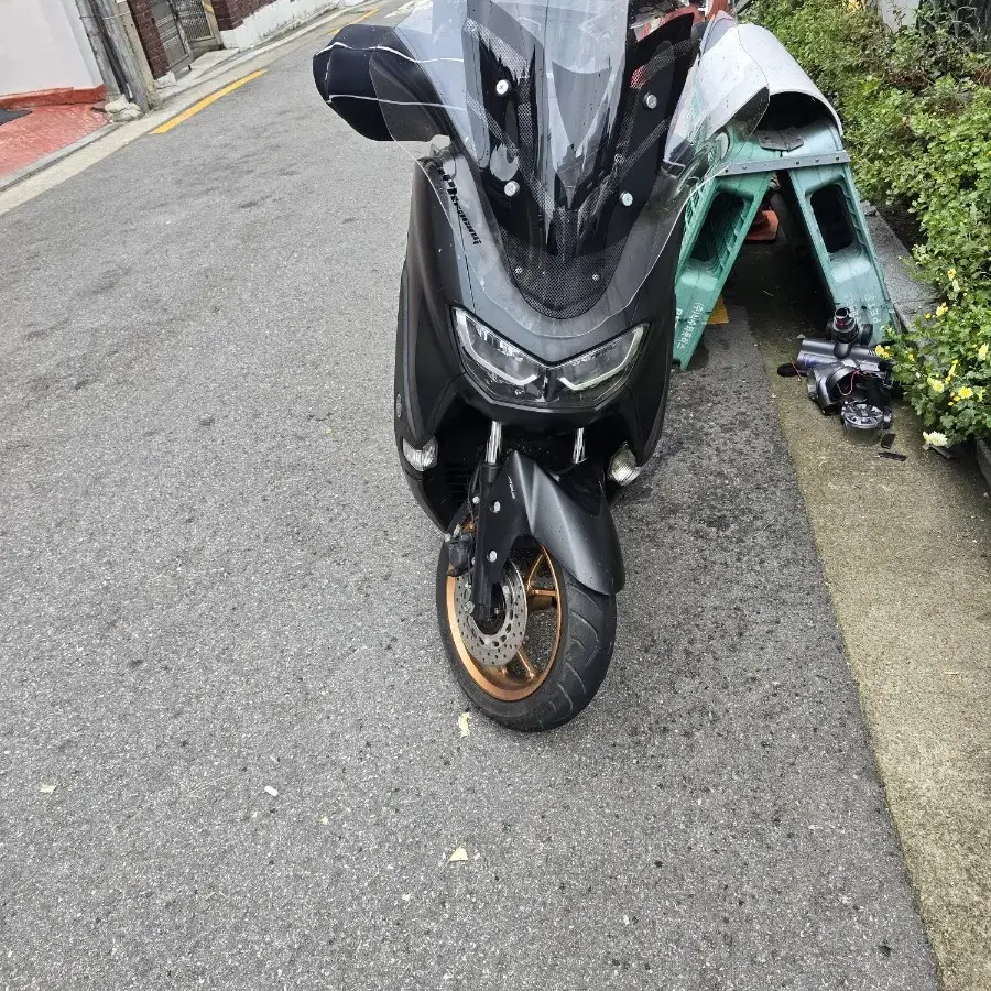 nmax125팔아요