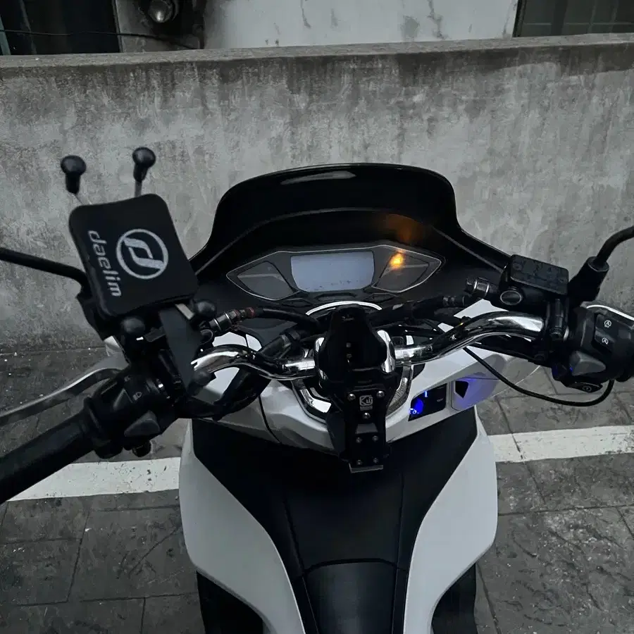 Pcx125 21년식 팝니다