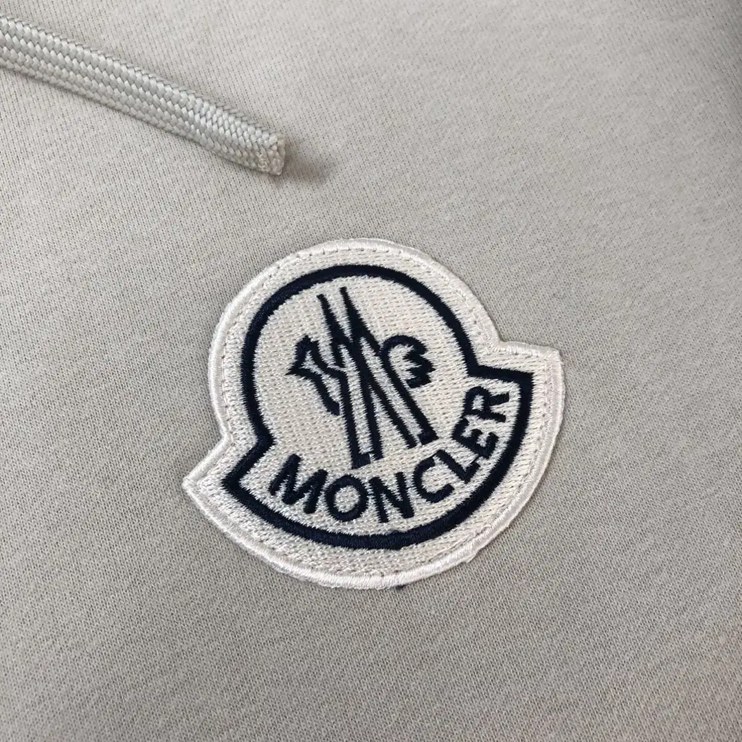 몽클레어 몽클레르 MONCLER 후드 맨투맨