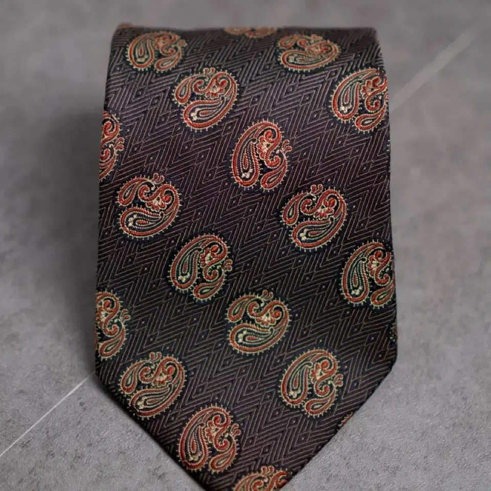 Old Christian Dior Silk Tie (9.5)