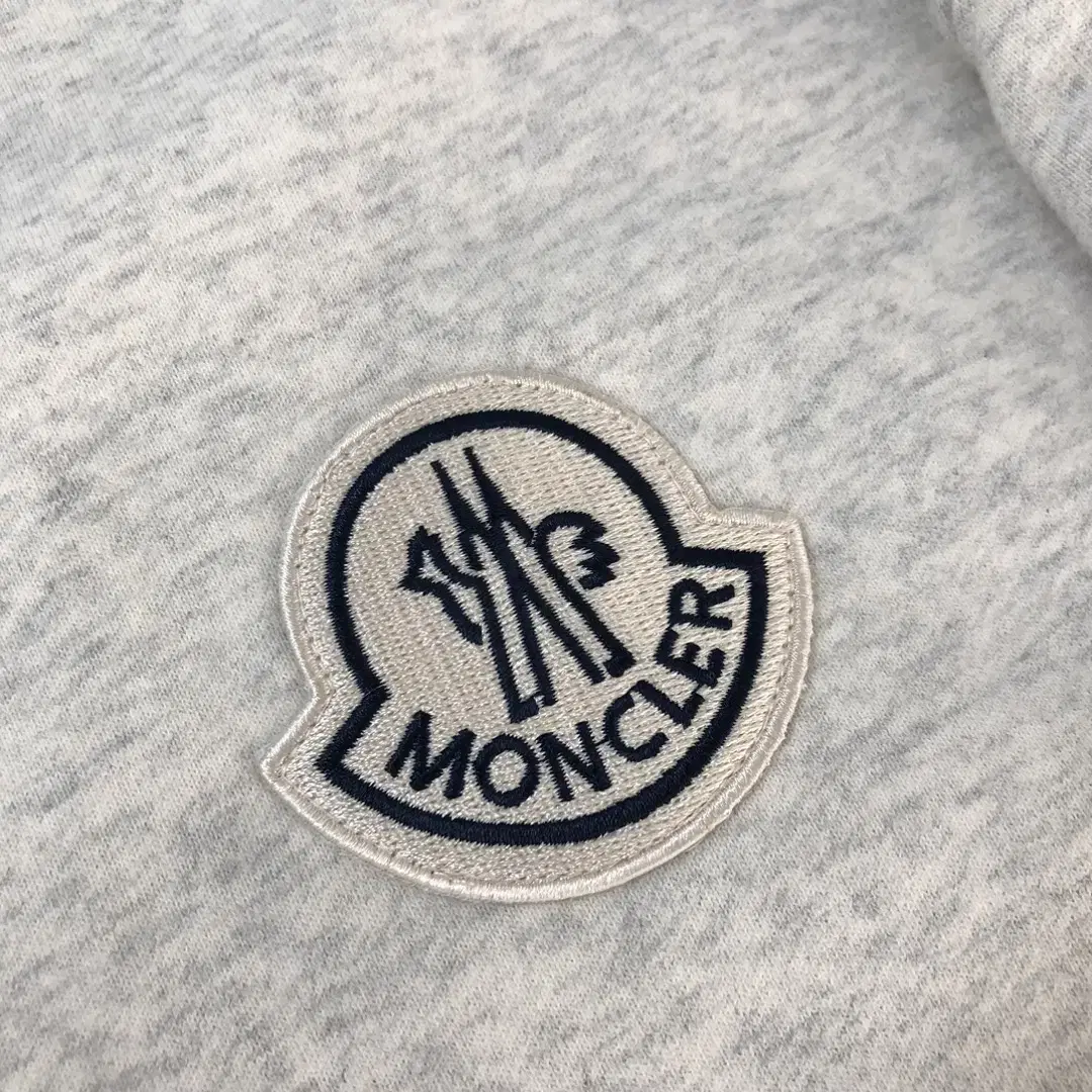 몽클레어 몽클레르 MONCLER 후드 맨투맨 그레이