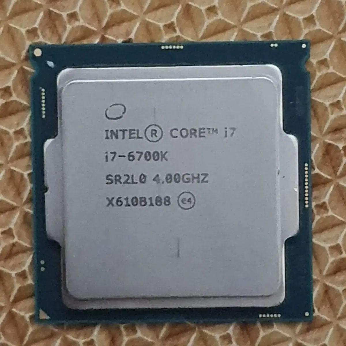 i7 6700k / 노오버 노뚜따 순정